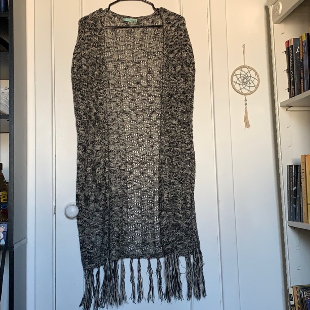 Knit Sweater Kimono with Fringe